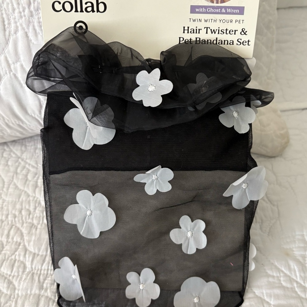 Black and White Floral Hair Twister & Pet Bandana Set